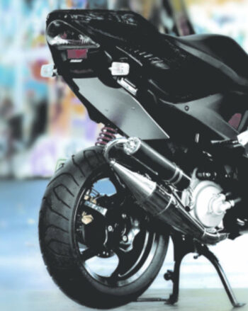 Underseatcover OpticParts Yamaha aerox tot bj. 2014 aluminium mat zilver